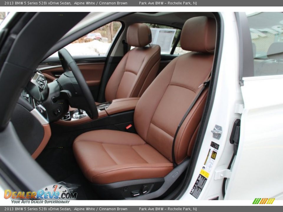 Front Seat of 2013 BMW 5 Series 528i xDrive Sedan Photo #13