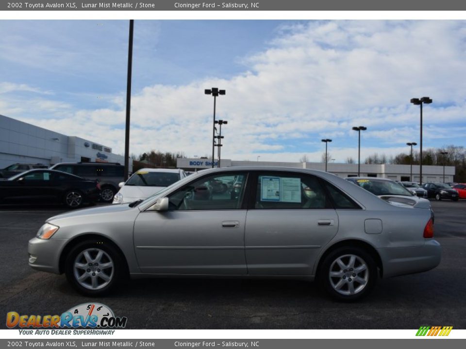 2002 Toyota Avalon XLS Lunar Mist Metallic / Stone Photo #6