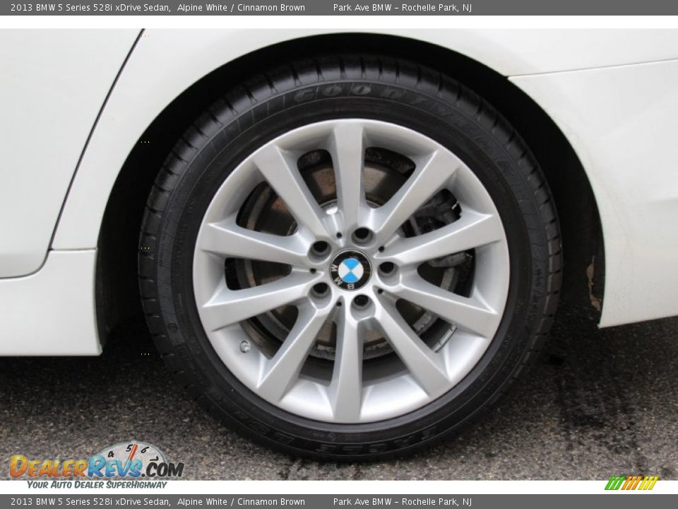 2013 BMW 5 Series 528i xDrive Sedan Wheel Photo #32