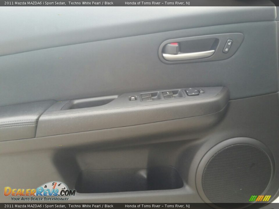 2011 Mazda MAZDA6 i Sport Sedan Techno White Pearl / Black Photo #13