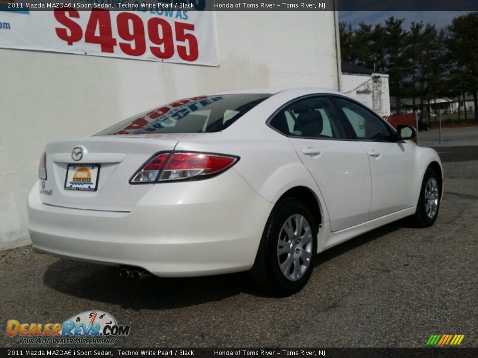 2011 Mazda MAZDA6 i Sport Sedan Techno White Pearl / Black Photo #24