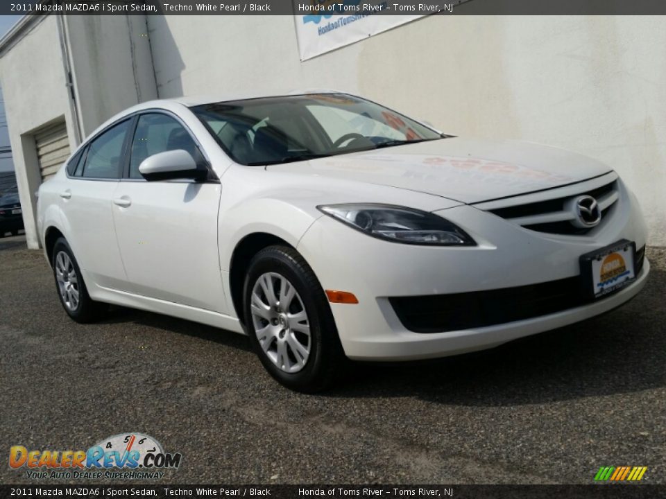 2011 Mazda MAZDA6 i Sport Sedan Techno White Pearl / Black Photo #26
