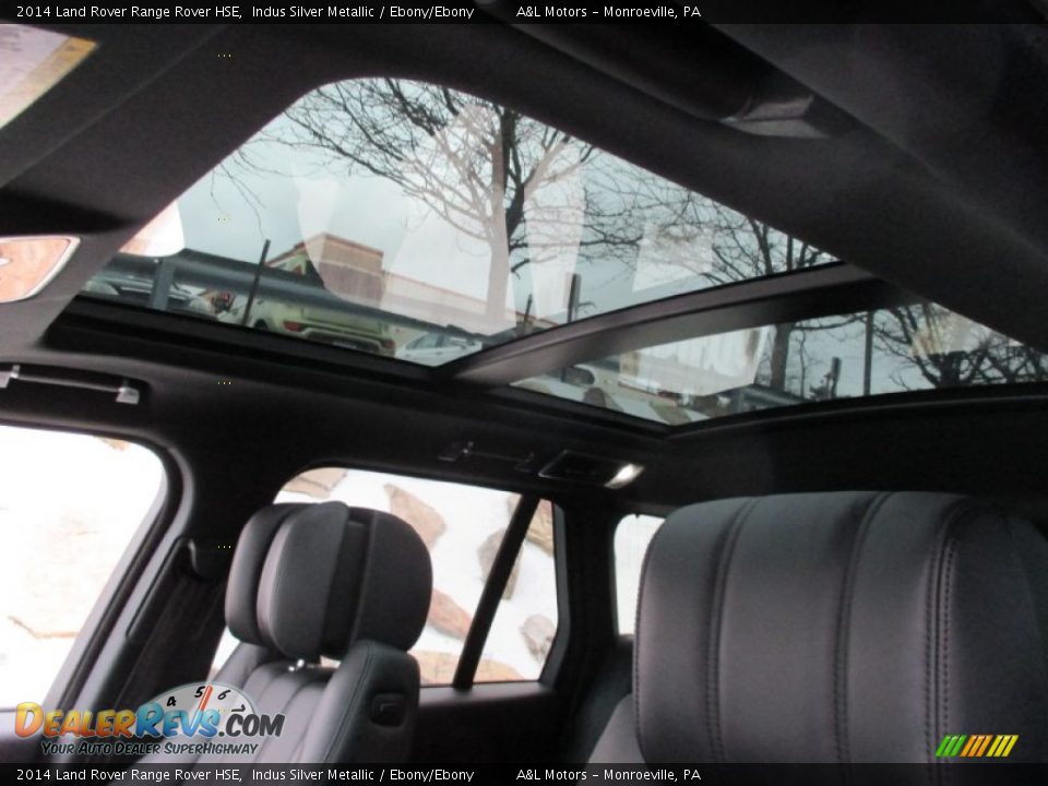 Sunroof of 2014 Land Rover Range Rover HSE Photo #11