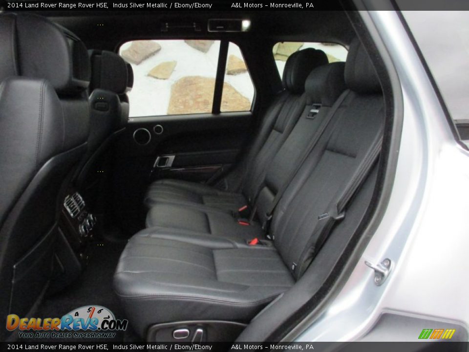 Rear Seat of 2014 Land Rover Range Rover HSE Photo #13