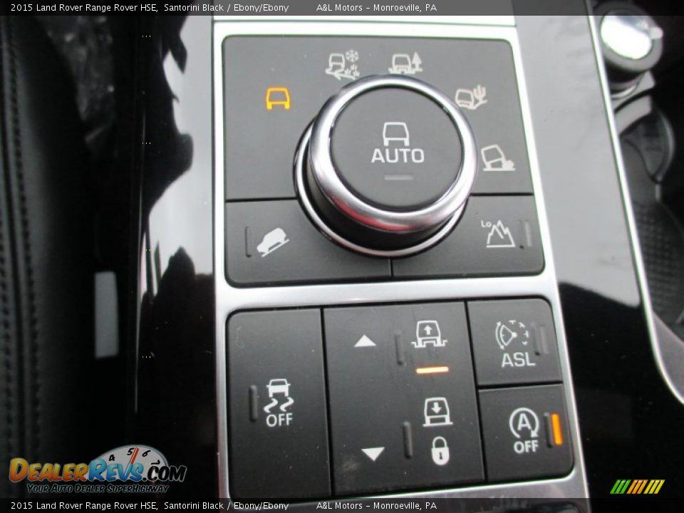 Controls of 2015 Land Rover Range Rover HSE Photo #16