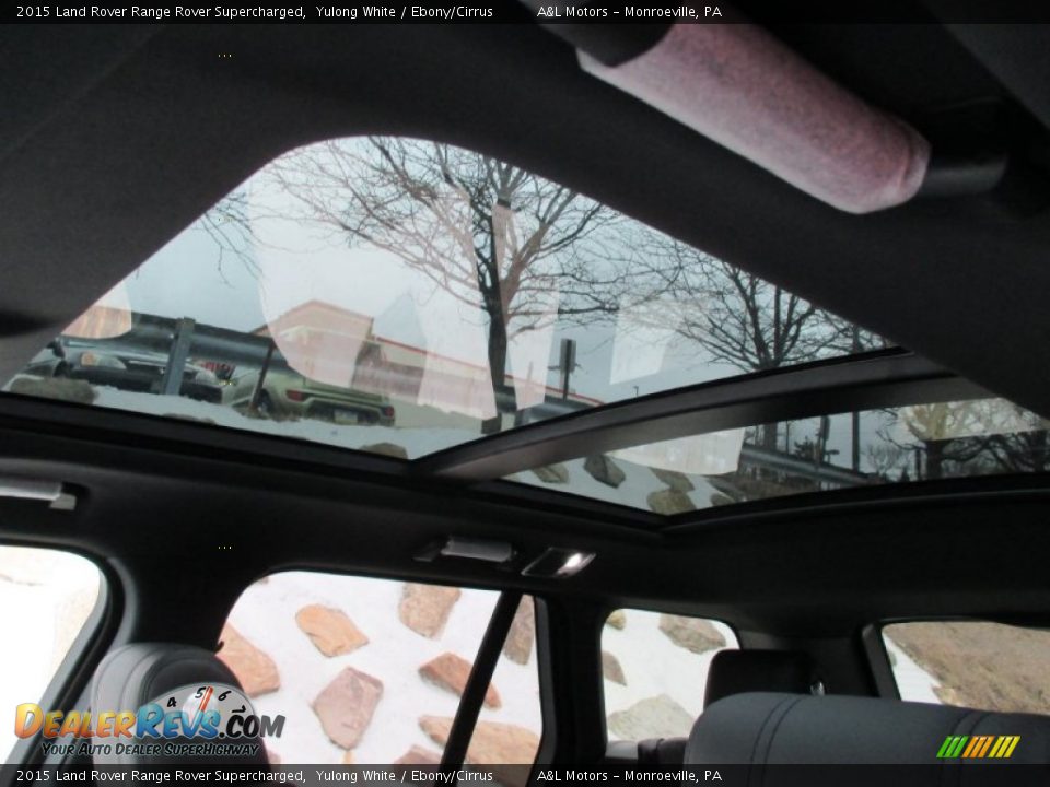 Sunroof of 2015 Land Rover Range Rover Supercharged Photo #11
