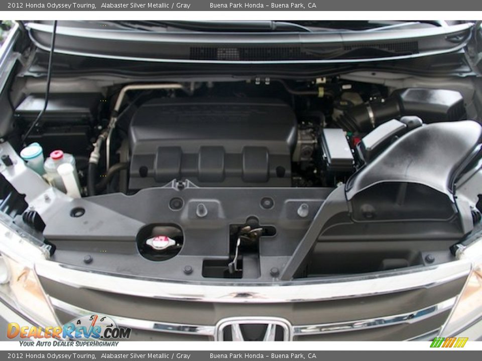 2012 Honda Odyssey Touring Alabaster Silver Metallic / Gray Photo #32