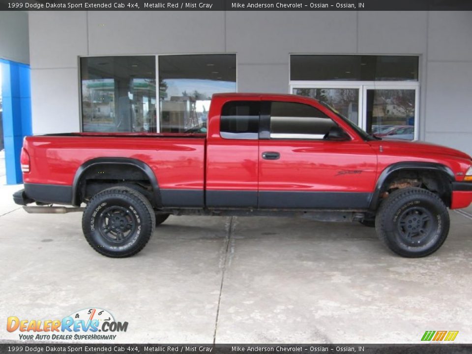 1999 Dodge Dakota Sport Extended Cab 4x4 Metallic Red / Mist Gray Photo #2