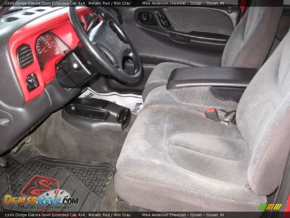1999 Dodge Dakota Sport Extended Cab 4x4 Metallic Red / Mist Gray Photo #9