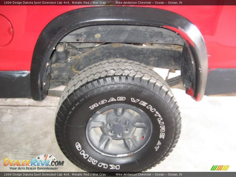 1999 Dodge Dakota Sport Extended Cab 4x4 Metallic Red / Mist Gray Photo #19
