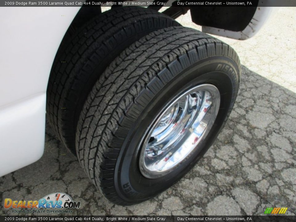 2009 Dodge Ram 3500 Laramie Quad Cab 4x4 Dually Bright White / Medium Slate Gray Photo #3