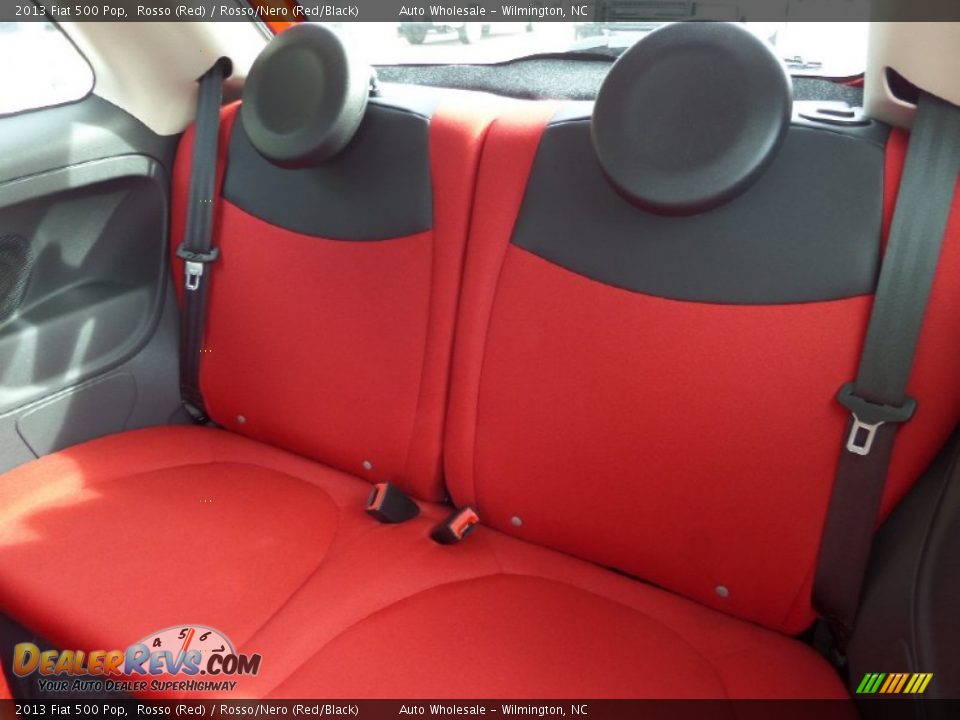 2013 Fiat 500 Pop Rosso (Red) / Rosso/Nero (Red/Black) Photo #12