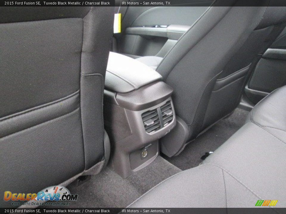 2015 Ford Fusion SE Tuxedo Black Metallic / Charcoal Black Photo #17