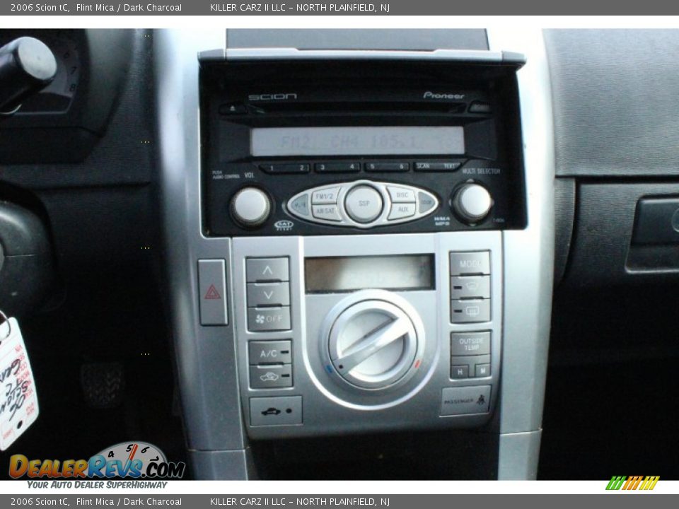 2006 Scion tC Flint Mica / Dark Charcoal Photo #17