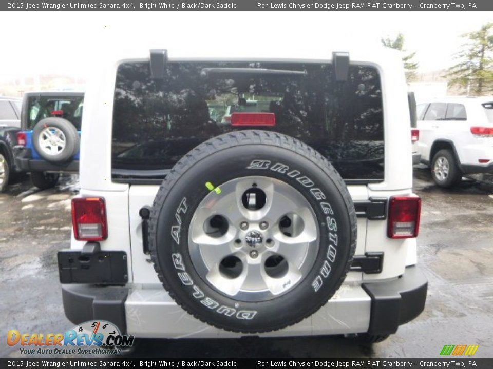 2015 Jeep Wrangler Unlimited Sahara 4x4 Bright White / Black/Dark Saddle Photo #4