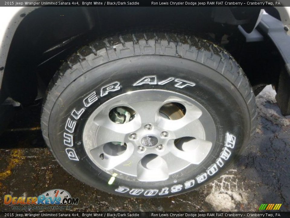 2015 Jeep Wrangler Unlimited Sahara 4x4 Bright White / Black/Dark Saddle Photo #8