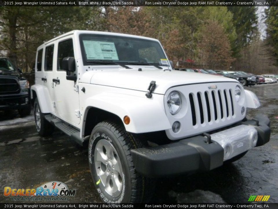 2015 Jeep Wrangler Unlimited Sahara 4x4 Bright White / Black/Dark Saddle Photo #9