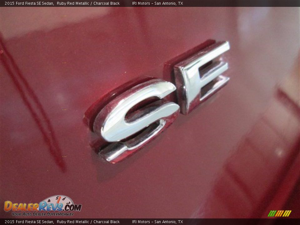 2015 Ford Fiesta SE Sedan Ruby Red Metallic / Charcoal Black Photo #7