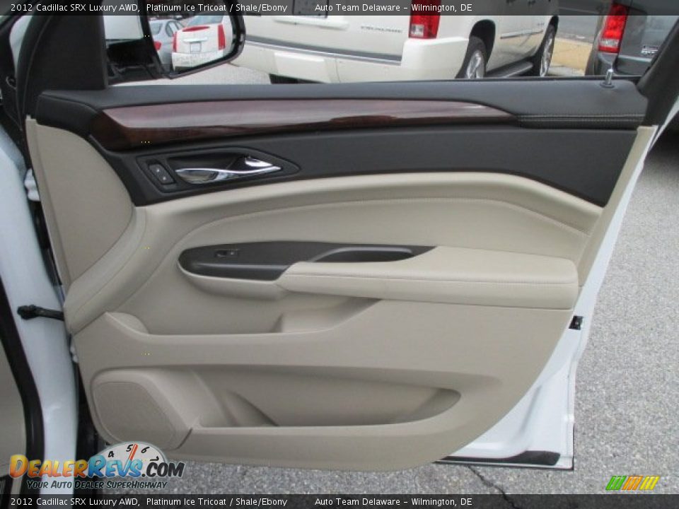 2012 Cadillac SRX Luxury AWD Platinum Ice Tricoat / Shale/Ebony Photo #28