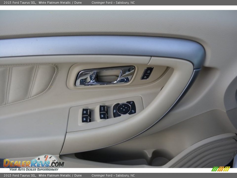 2015 Ford Taurus SEL White Platinum Metallic / Dune Photo #6