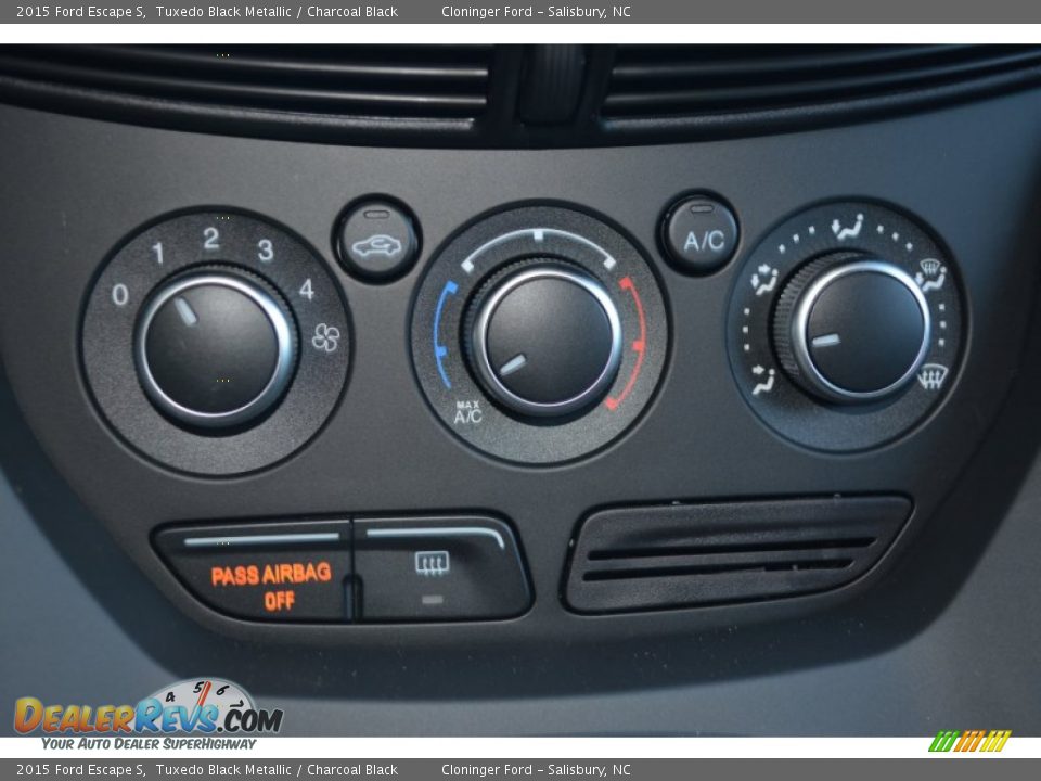 2015 Ford Escape S Tuxedo Black Metallic / Charcoal Black Photo #16