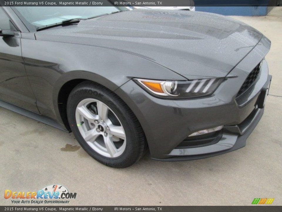 2015 Ford Mustang V6 Coupe Magnetic Metallic / Ebony Photo #2