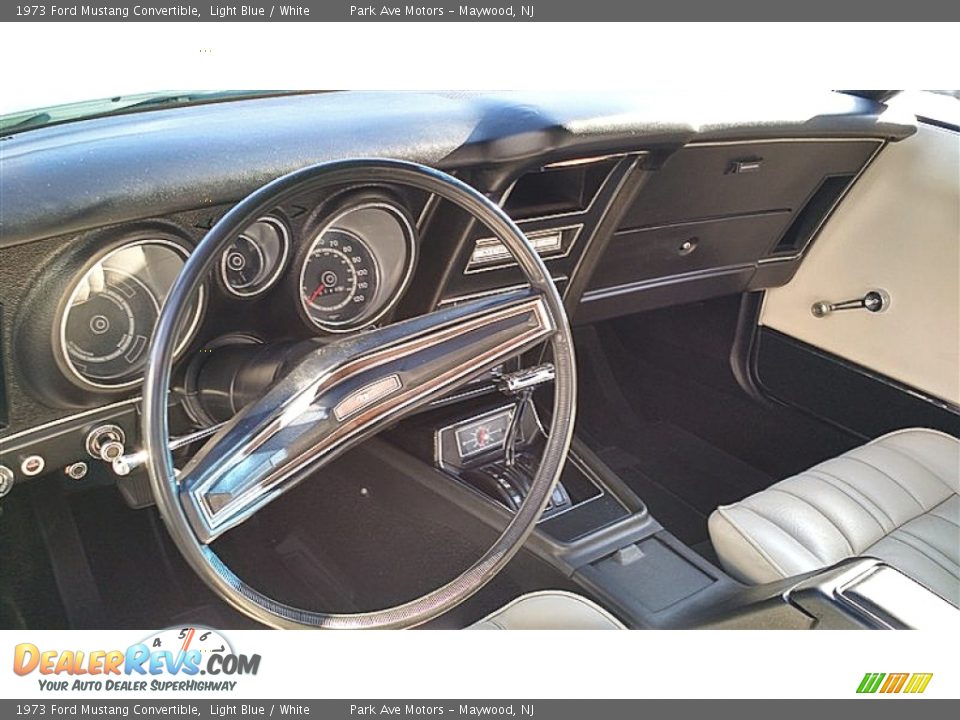 White Interior - 1973 Ford Mustang Convertible Photo #5
