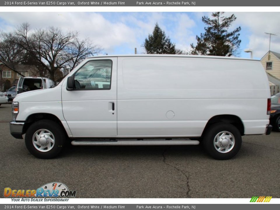 2014 Ford E-Series Van E250 Cargo Van Oxford White / Medium Flint Photo #6