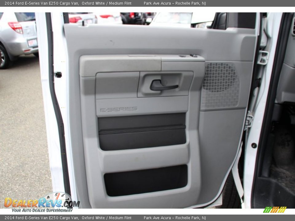 2014 Ford E-Series Van E250 Cargo Van Oxford White / Medium Flint Photo #9