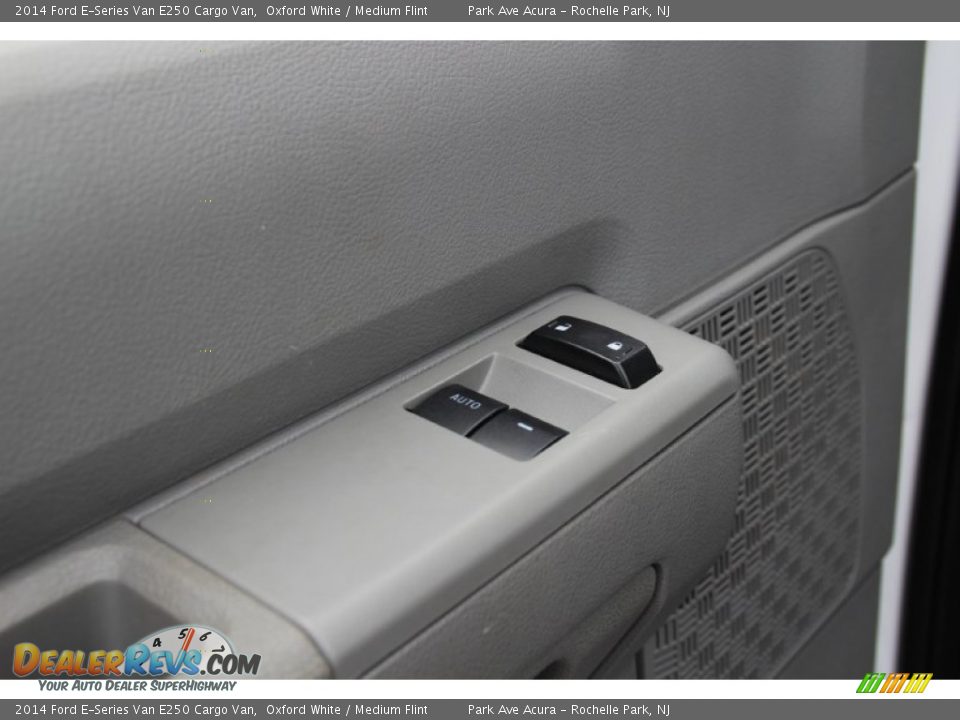 2014 Ford E-Series Van E250 Cargo Van Oxford White / Medium Flint Photo #10