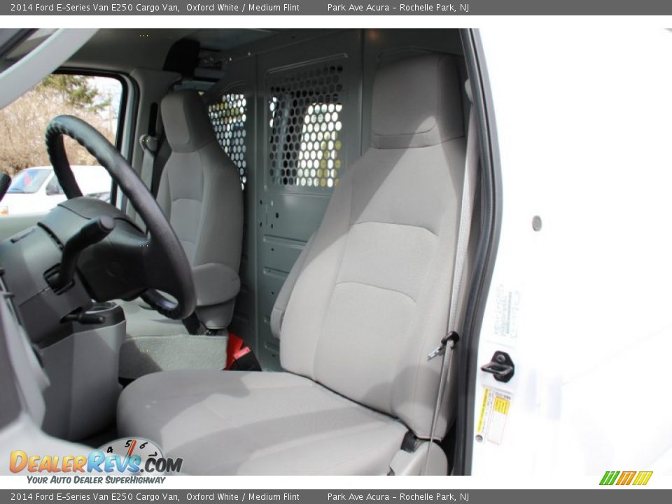 2014 Ford E-Series Van E250 Cargo Van Oxford White / Medium Flint Photo #13