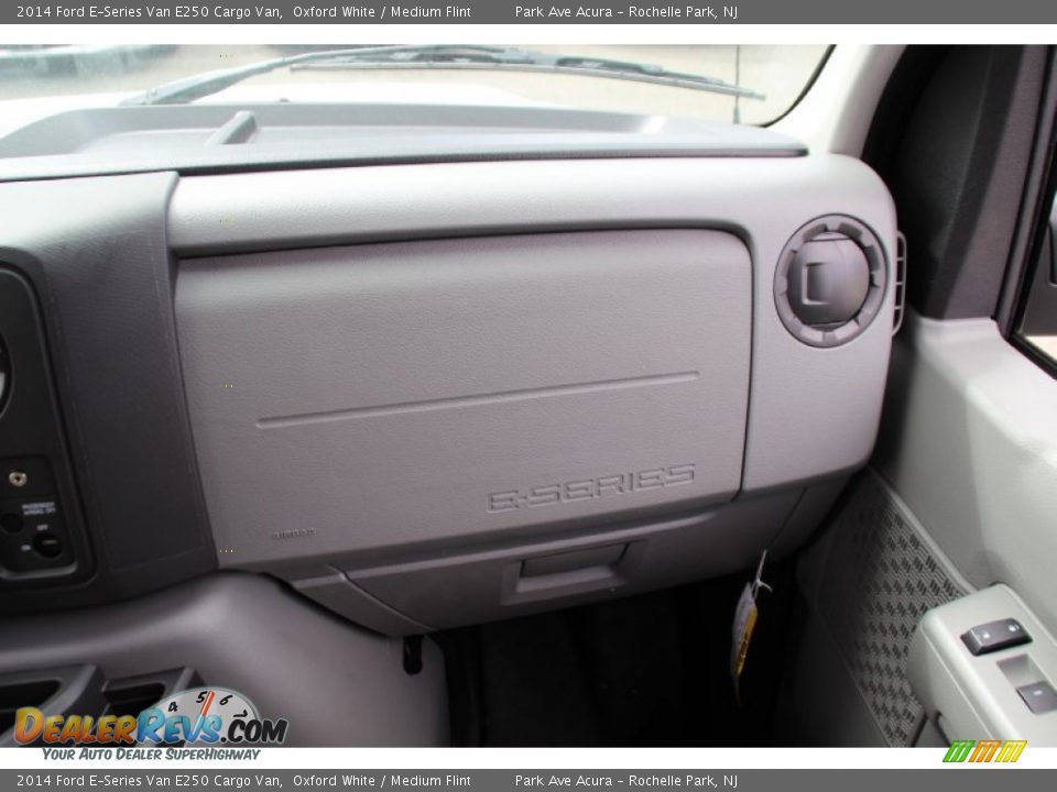 2014 Ford E-Series Van E250 Cargo Van Oxford White / Medium Flint Photo #14