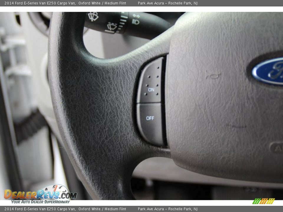 2014 Ford E-Series Van E250 Cargo Van Oxford White / Medium Flint Photo #18