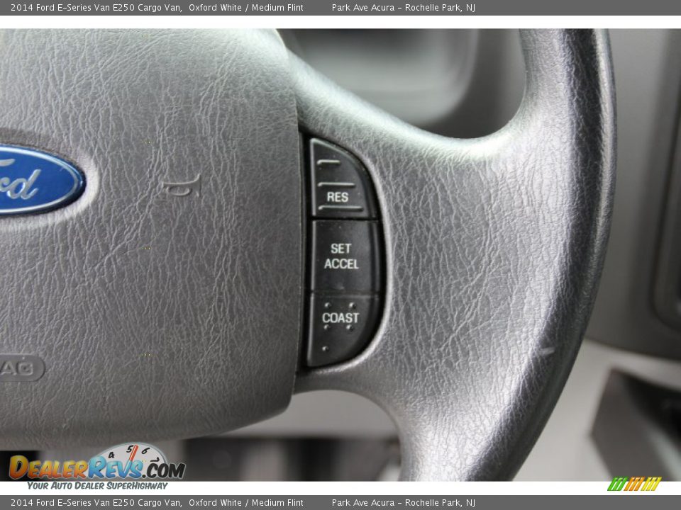 2014 Ford E-Series Van E250 Cargo Van Oxford White / Medium Flint Photo #19