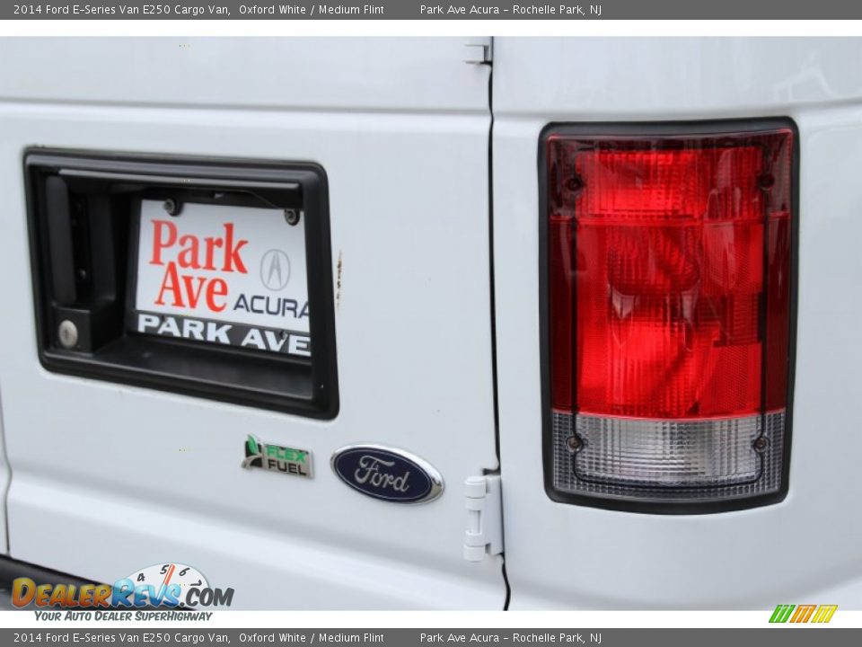 2014 Ford E-Series Van E250 Cargo Van Oxford White / Medium Flint Photo #22