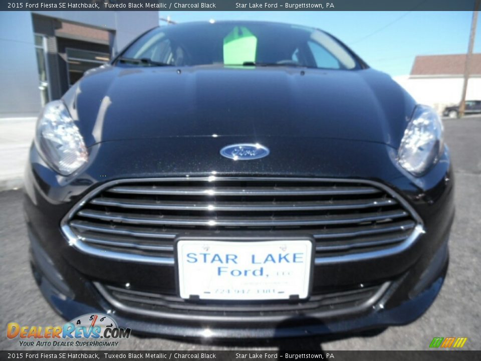 2015 Ford Fiesta SE Hatchback Tuxedo Black Metallic / Charcoal Black Photo #9