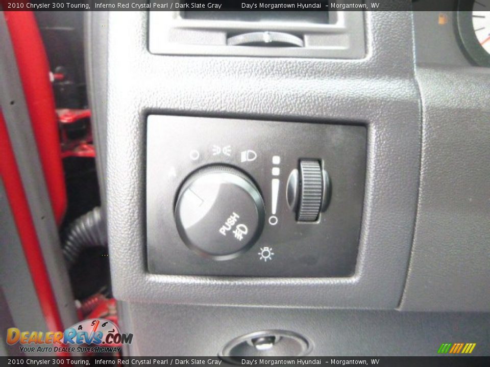 2010 Chrysler 300 Touring Inferno Red Crystal Pearl / Dark Slate Gray Photo #36