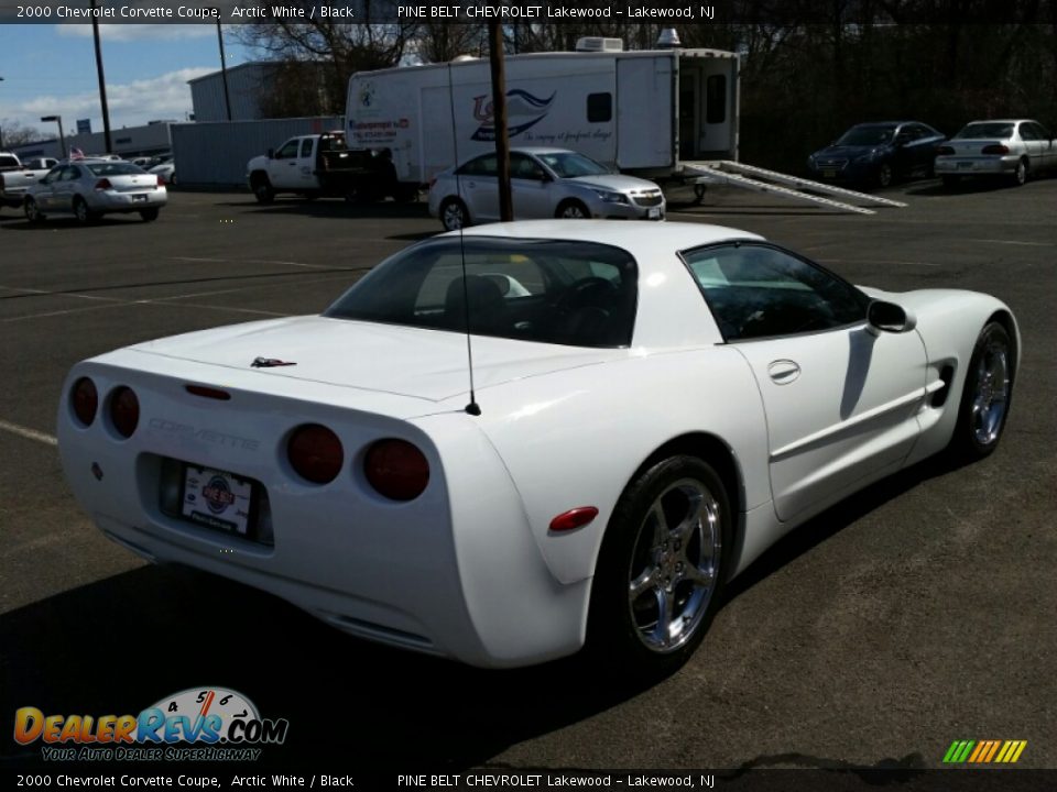 2000 Chevrolet Corvette Coupe Arctic White / Black Photo #7