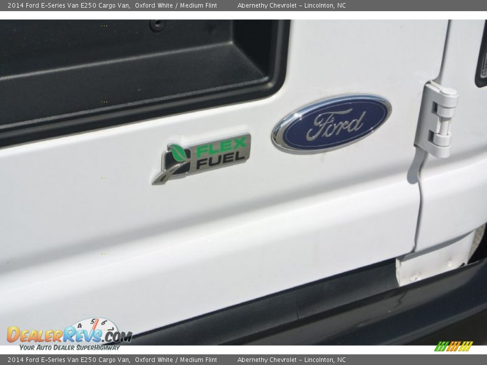 2014 Ford E-Series Van E250 Cargo Van Oxford White / Medium Flint Photo #8