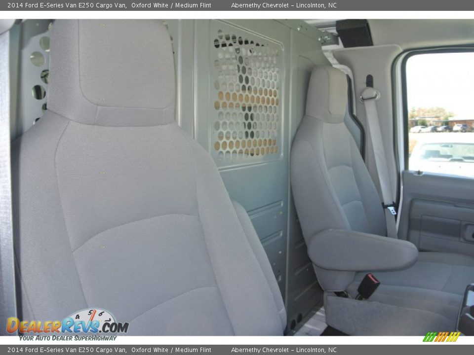 2014 Ford E-Series Van E250 Cargo Van Oxford White / Medium Flint Photo #24
