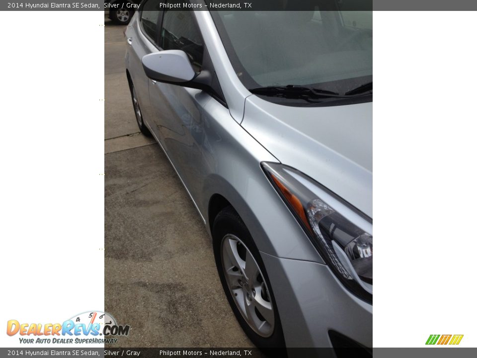 2014 Hyundai Elantra SE Sedan Silver / Gray Photo #3