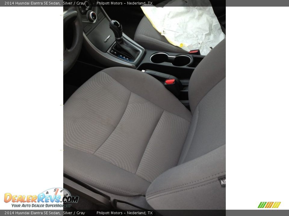 2014 Hyundai Elantra SE Sedan Silver / Gray Photo #5