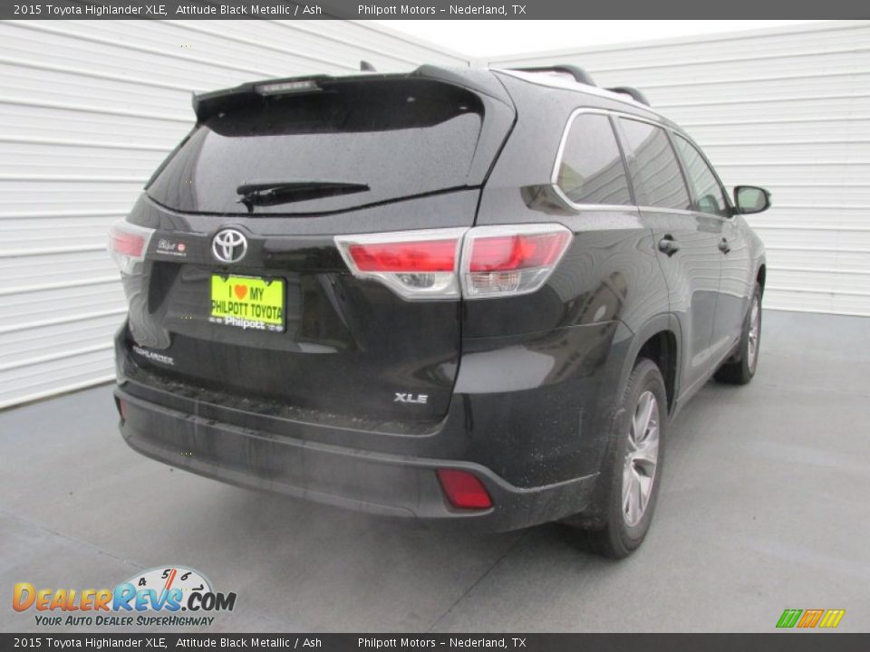 2015 Toyota Highlander XLE Attitude Black Metallic / Ash Photo #4