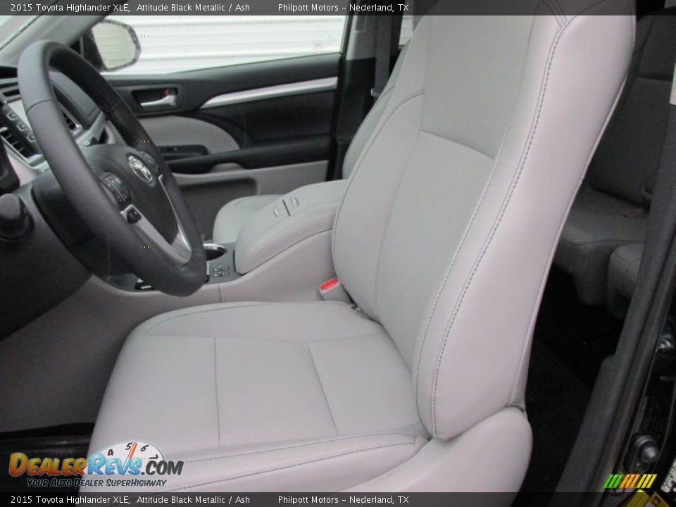 2015 Toyota Highlander XLE Attitude Black Metallic / Ash Photo #22