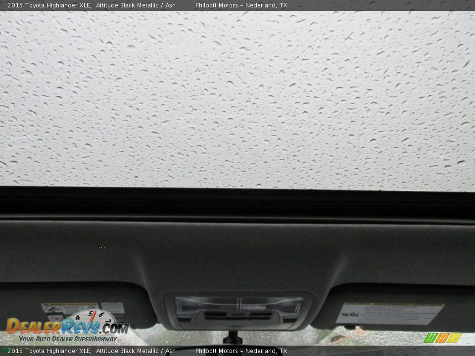 2015 Toyota Highlander XLE Attitude Black Metallic / Ash Photo #24
