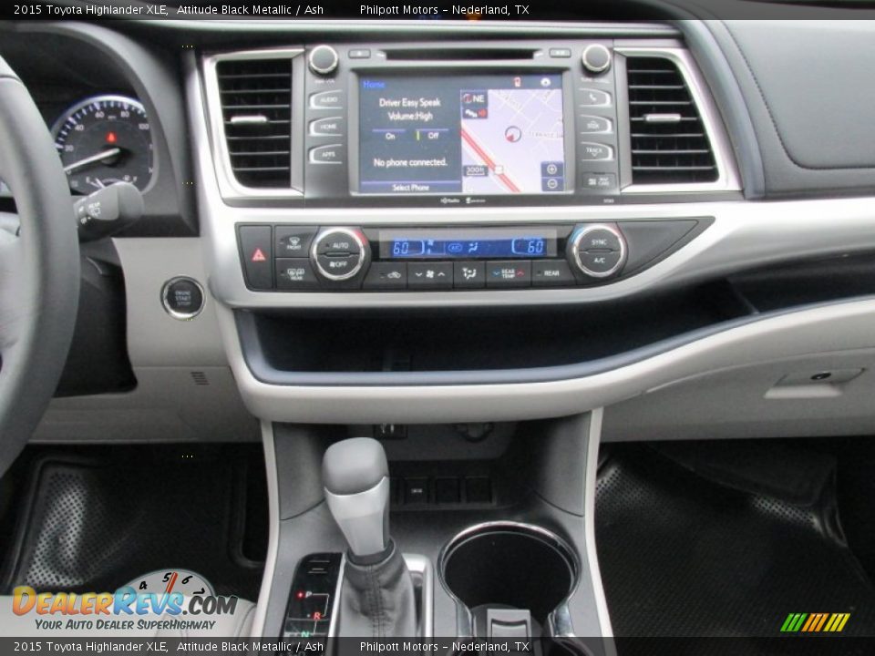 2015 Toyota Highlander XLE Attitude Black Metallic / Ash Photo #26