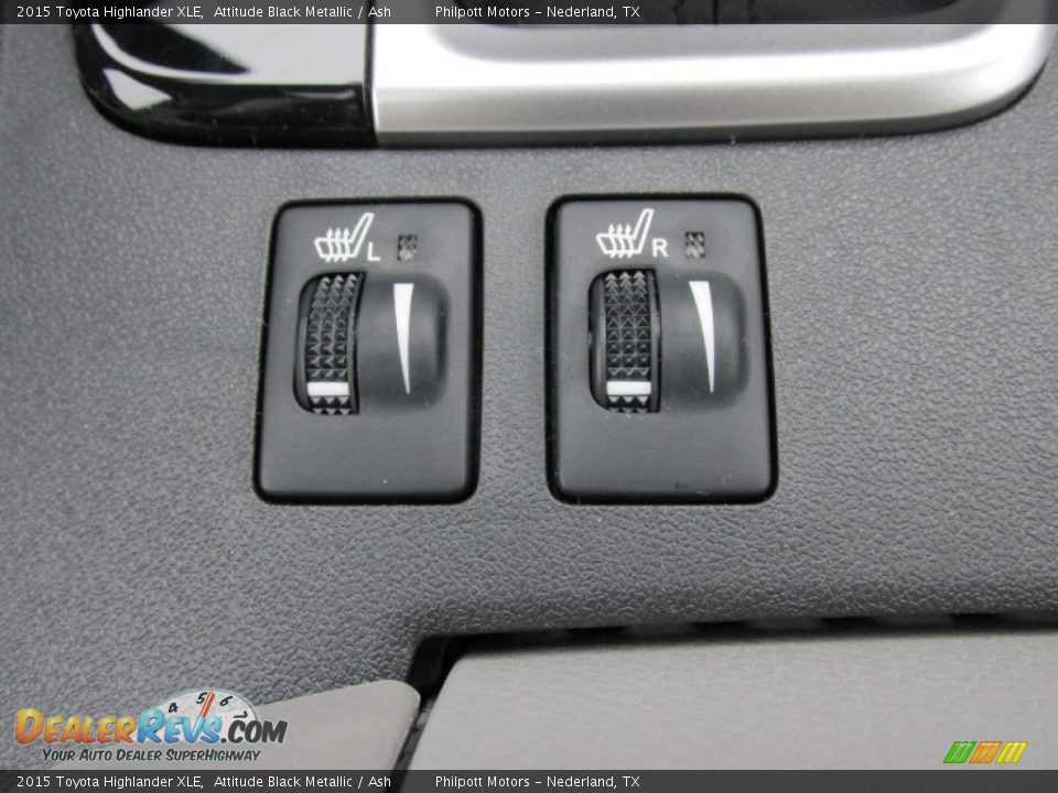 2015 Toyota Highlander XLE Attitude Black Metallic / Ash Photo #31