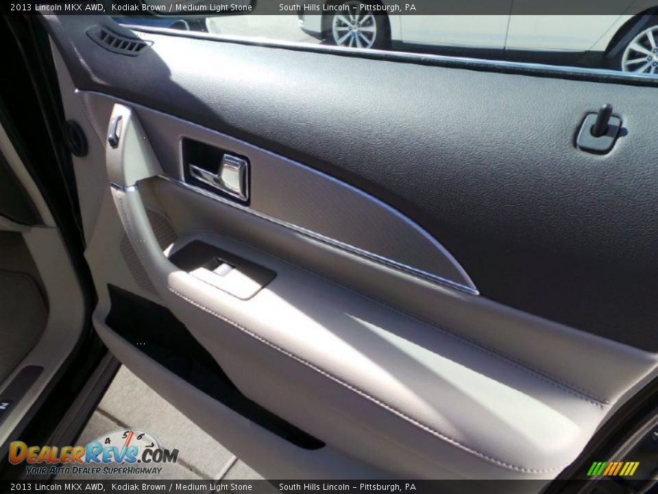 2013 Lincoln MKX AWD Kodiak Brown / Medium Light Stone Photo #13