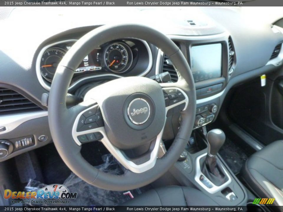 2015 Jeep Cherokee Trailhawk 4x4 Mango Tango Pearl / Black Photo #13