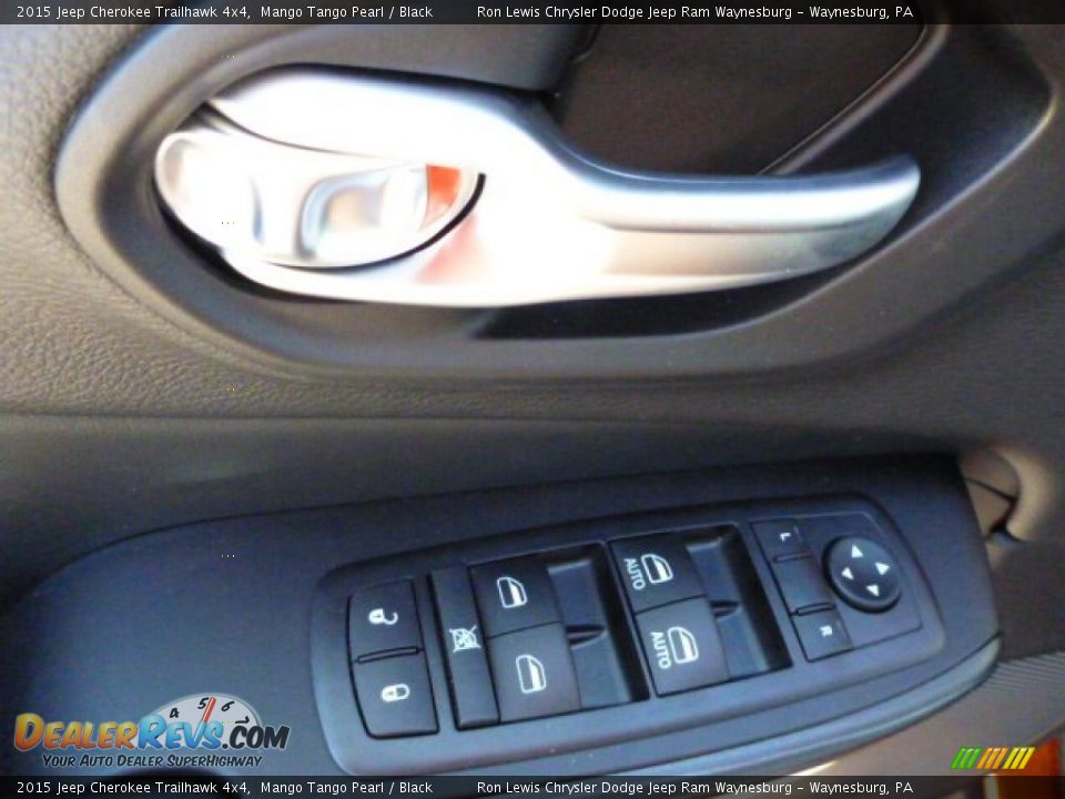 2015 Jeep Cherokee Trailhawk 4x4 Mango Tango Pearl / Black Photo #14